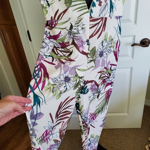 Missguided jumper - Picture 3 of 8